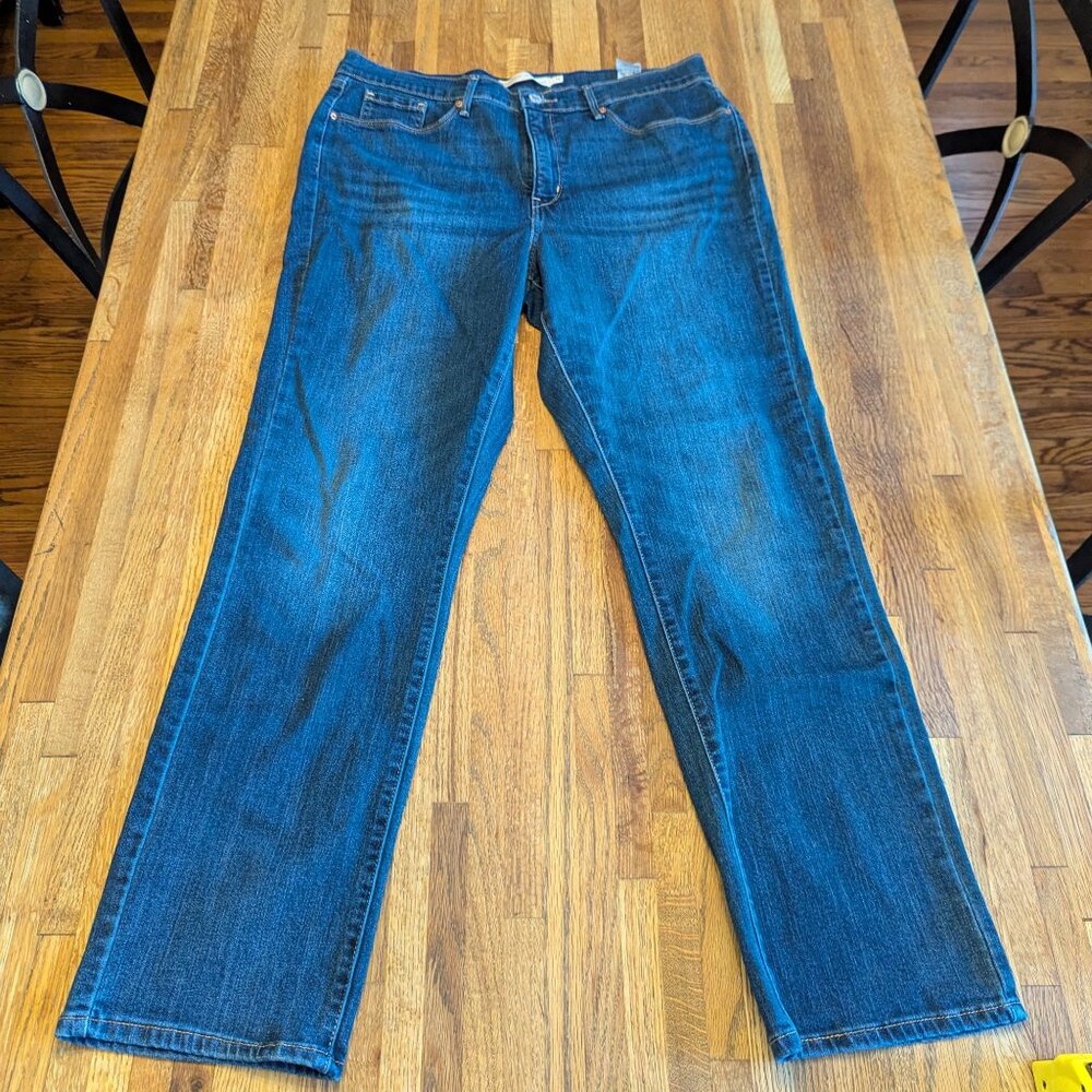 Levi Strauss Signature Women's 16 Mid Rise Straight Dark Denim